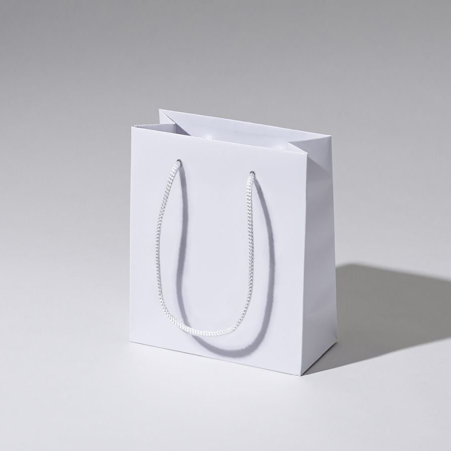 24x9x20 torebka papierowa premium czerwona laminowana matowa bez nadruku 