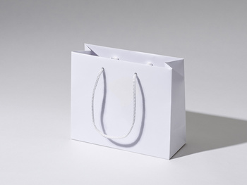 24x9x20 torebka papierowa biała laminowana matowo bez nadruku